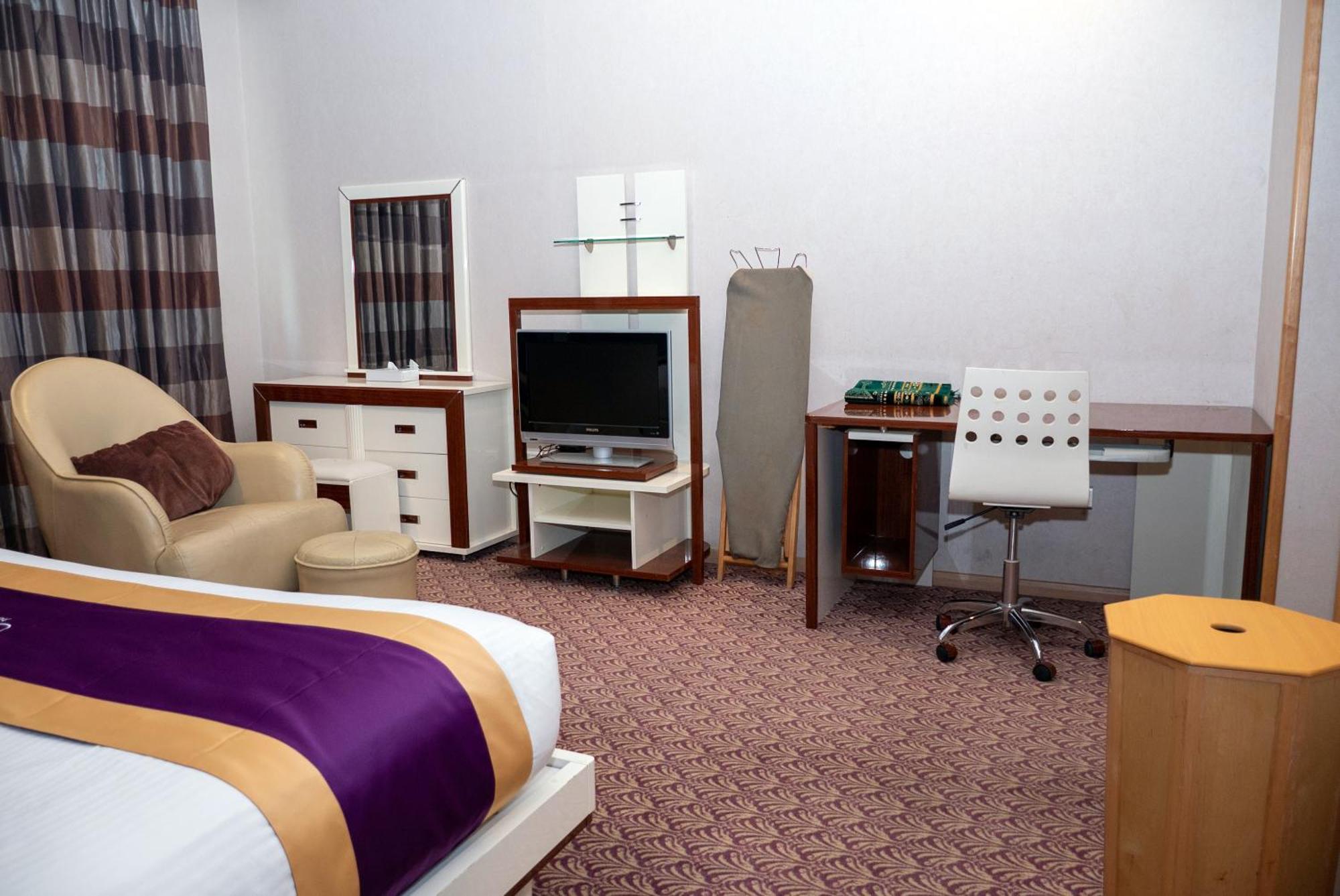 One Pavilion Luxury Serviced Apartments Манама Экстерьер фото