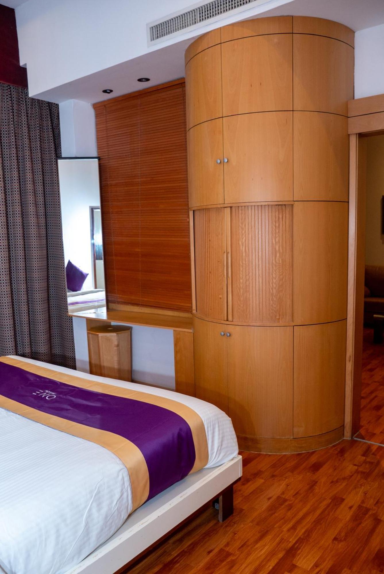 One Pavilion Luxury Serviced Apartments Манама Экстерьер фото
